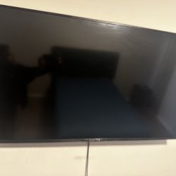 42 Inch Flatscreen Like New 