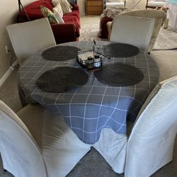 Dinning Table 