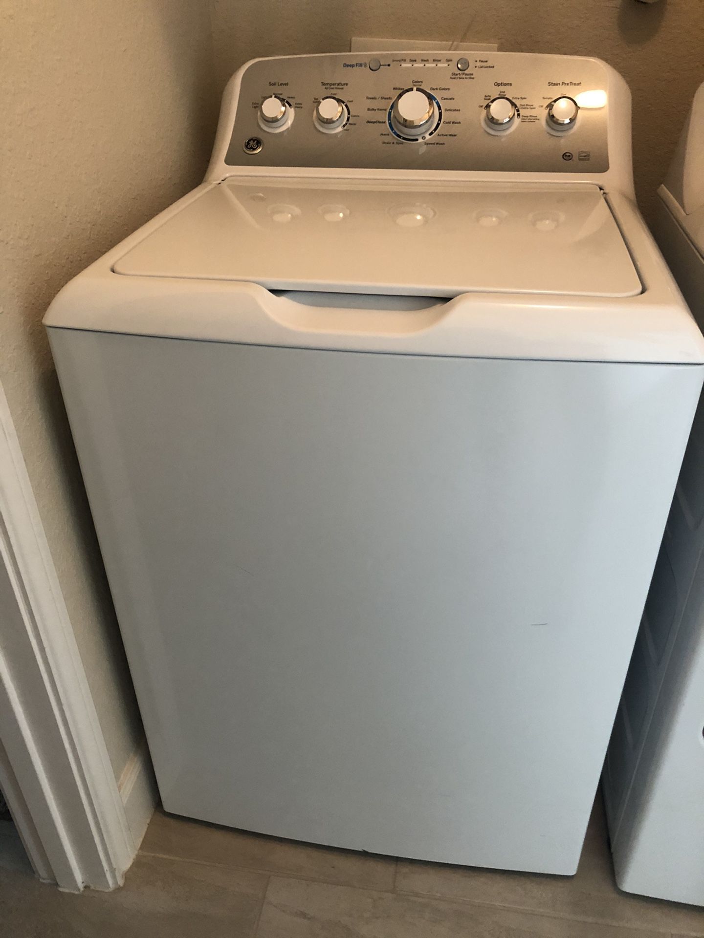 Like new GE washer and dryer set
