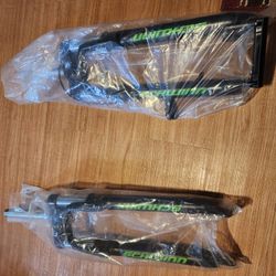 26" SR SUNTOUR MOUNTAIN BIKE FRONT SHOCK