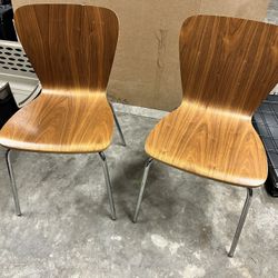 Set of 2 Matching Wooden Chairs With Metal Legs