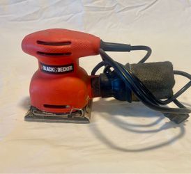 Black & Decker sander works good !