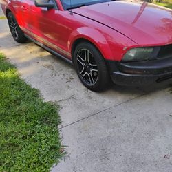 2005 Ford Mustang