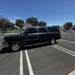 2003 Chevy Suburban 