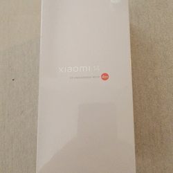 Xiaomi 14. 12GB/256GB. Factory Unlocked. CN Version (China Version)