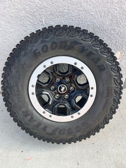 Nearly brand new came off 2024 bronco badlands