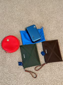 Lot of 4 travel necessity bags or Shiseido cosmetic bag
