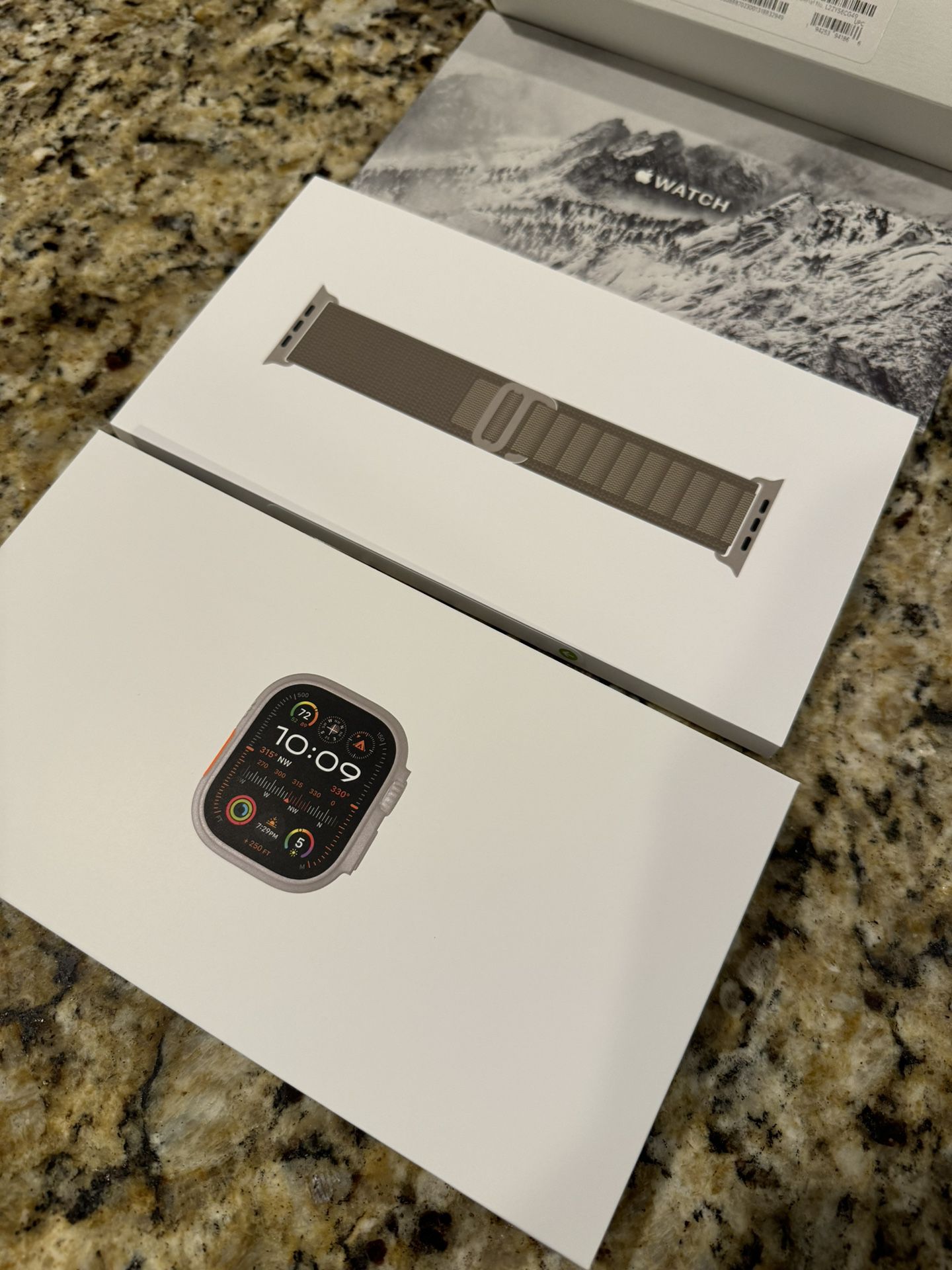 Apple Watch Ultra 2 Olive Alpine Loop SEALED