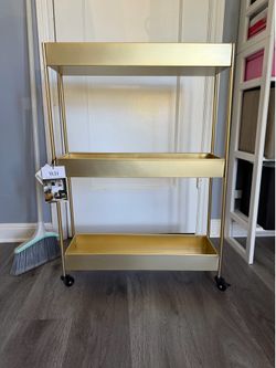 FREE storage on wheels