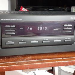 SHERWOOD AUDIO  / VIDEO RECEIVER WITH REMOTE CONTROL $55 TECHNICS DUAL CASSETTE TAPE PLAYER $35 CLICK ON PICTURE YOU WILL GET FULL PICTURE SIZE READ B