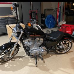 2014 Harley Davidson 883 Sportster 