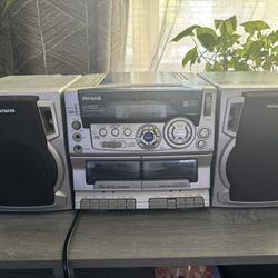 Vintage Aiwa Boombox
