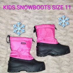 FIRM IN MERCED ‼️GIRLS SNOWBOOTS SIZE 11