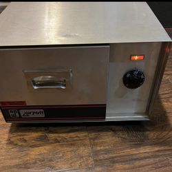 Wyott Commercial Hot Dog & Bun Warmer