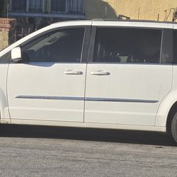 2012 Chrysler Town & Country