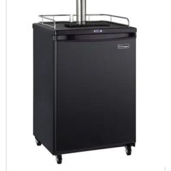 Brand New just put together, comes with everything! Paid with tax over $900