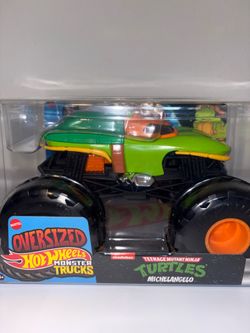 Hot Wheels Oversized TMNT Michelangelo Monster Truck