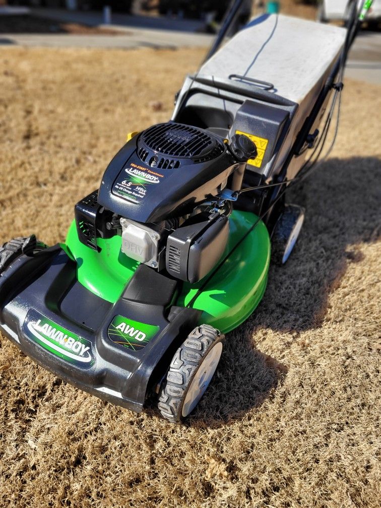 Lawnboy AWD 6.5HP Self Propelled Mower 