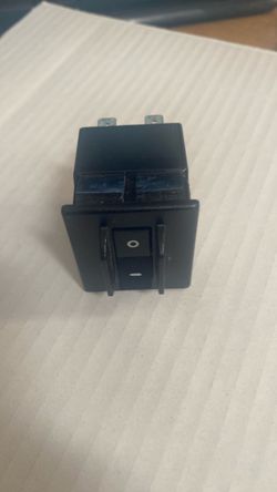 Snack pack push button reset five amp terminal asserted breaker Snack pack push button reset five amp terminal asserted breaker