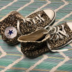 Leopard Converse