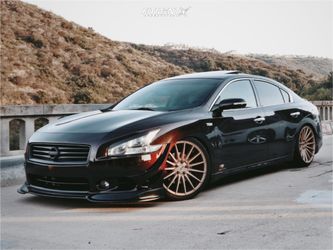 Nissan maxima honda civic