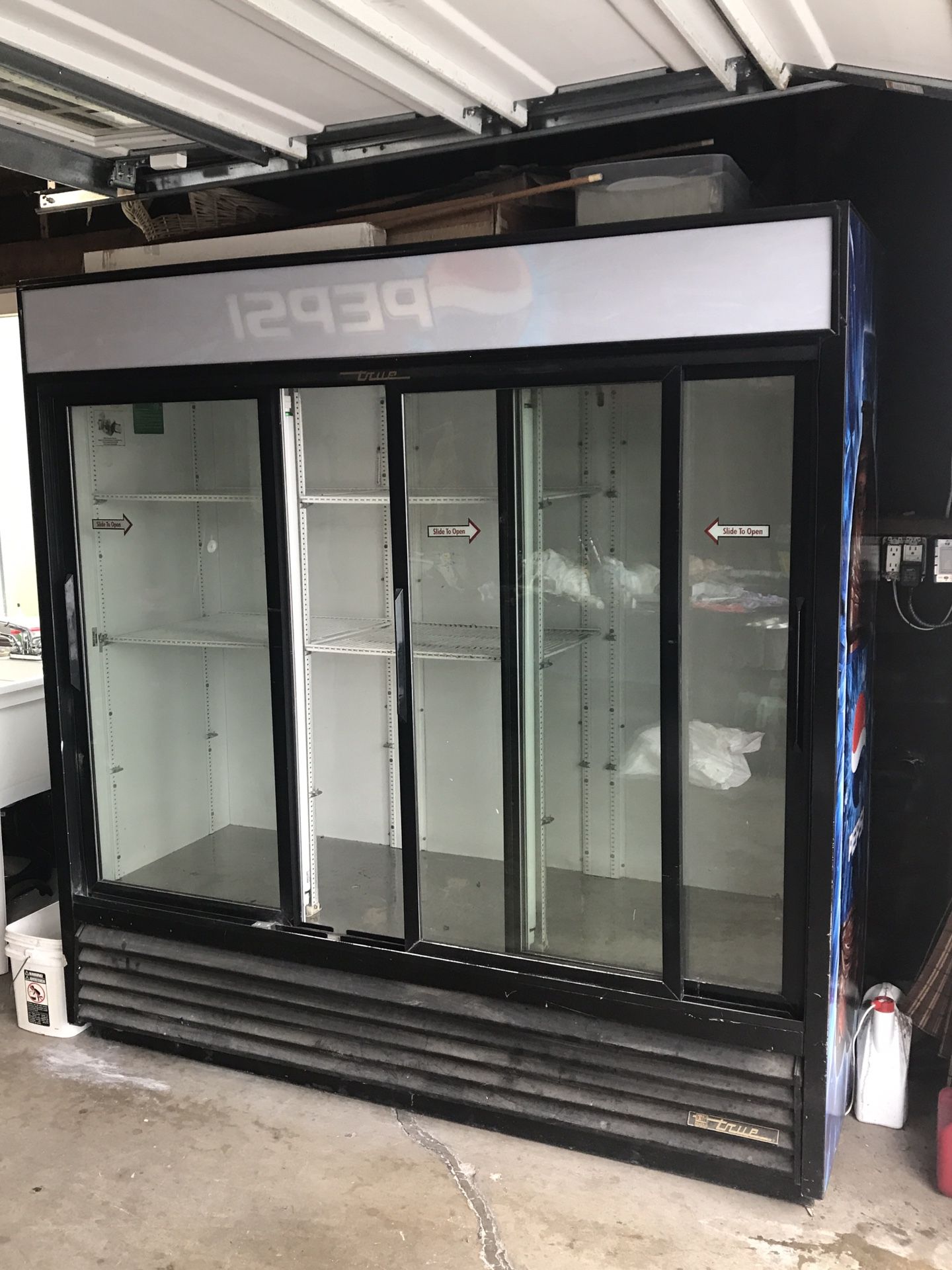 TRUE 3 Door beverage cooler for Sale in Long Beach, CA OfferUp
