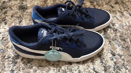 Size8/PUMA Unisex Adults Caracal Style Trainers
