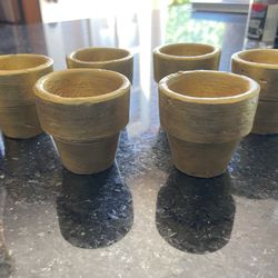 Adorable arty vintage napkin ring holders - small pots painted gold