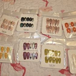 Beautiul Handmade Press-on Nails
