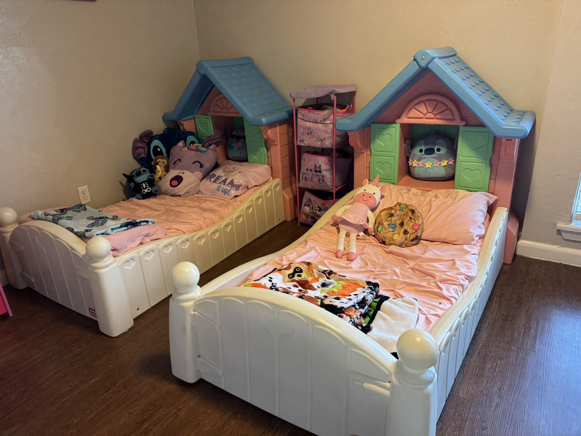 Vintage Little Tikes Toddler Bed