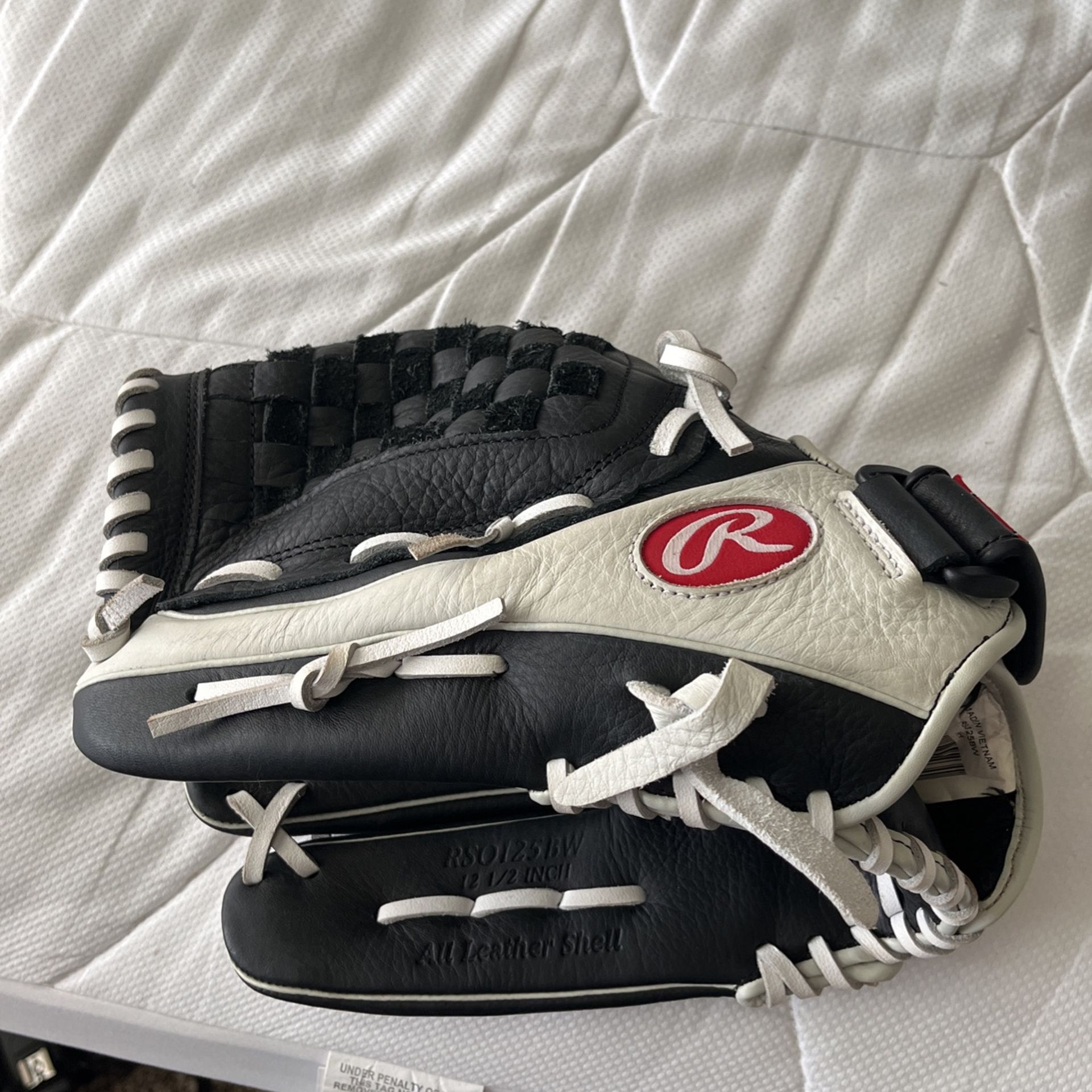 Fastpitch Glove, 12.5”, Rawlings RSO125BW For LH Thrower