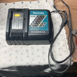 Makita Battery Charger 18V