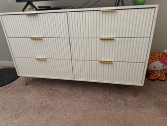 White 6-Drawer Dresser with Gold Hardware