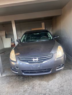 Nissan Altima 2011 grey 4d sedan v-6