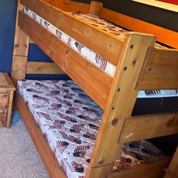 Bunk Beds (w/ 2 Twin Mattresses)