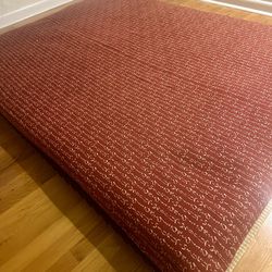 BED QUEEN SIZE authentic JAPANESE BED! Barely used. I’m moving