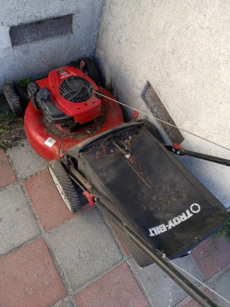 Troy-Bilt Push Lawn Mower 