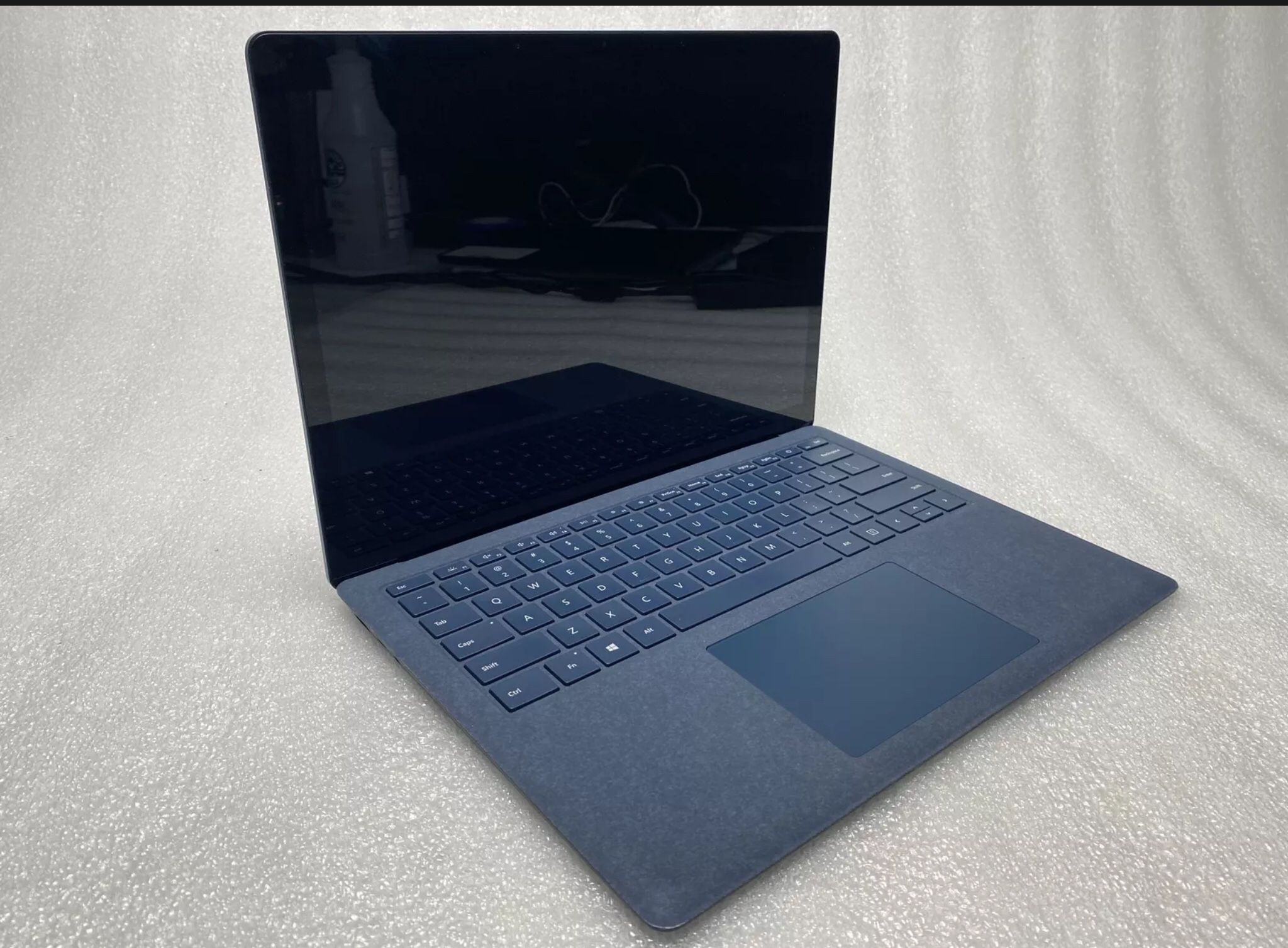 MICROSOFT SURFACE LAPTOP DAG-00001 | CORE I5-7200U 2.50GHZ | 256GB | 8GB | WIN10 Pro