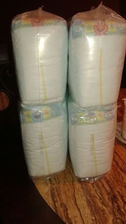 Pampers Size 1 132count.