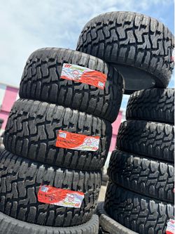 33*14.50r24 Vendo set de llantas Nuevas. Con 50.000 millas de garantía