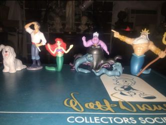 Disney’s parks little mermaid collectible figurines set