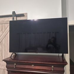 LG OLED 4K 48” Smart TV – Barely Used