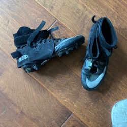 Nike Mens Football Cleats