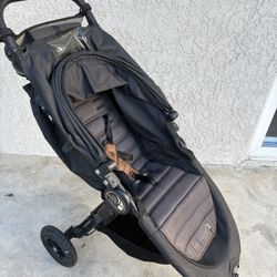 Mini GT stroller 