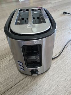 Hamilton Beach 2-Slice Stainless Steel Toaster | Bagel & Defrost Settings-Move out sale