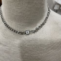 Silver Necklace 