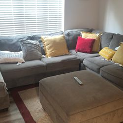 Sectional Couch , Pictures And Pillows 