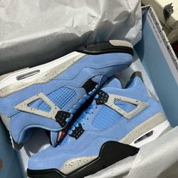 𝐎𝐧l𝐲 𝐫𝐞𝐩l𝐲 𝐨𝐧 𝐈 G : 𝐓𝐎𝐏𝐤𝐢𝐜𝐤𝐬𝟒𝟒𝟒                                     Jordan 4 university blue