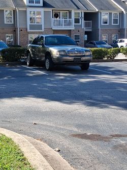 2003 Ford Crown Victoria
