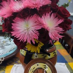 Dia De Las Madres Bouquets 